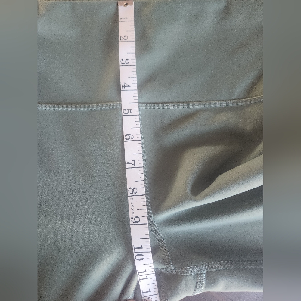 Lululemon Green High-waisted Leggings Sz 14 - Picture 7 of 9